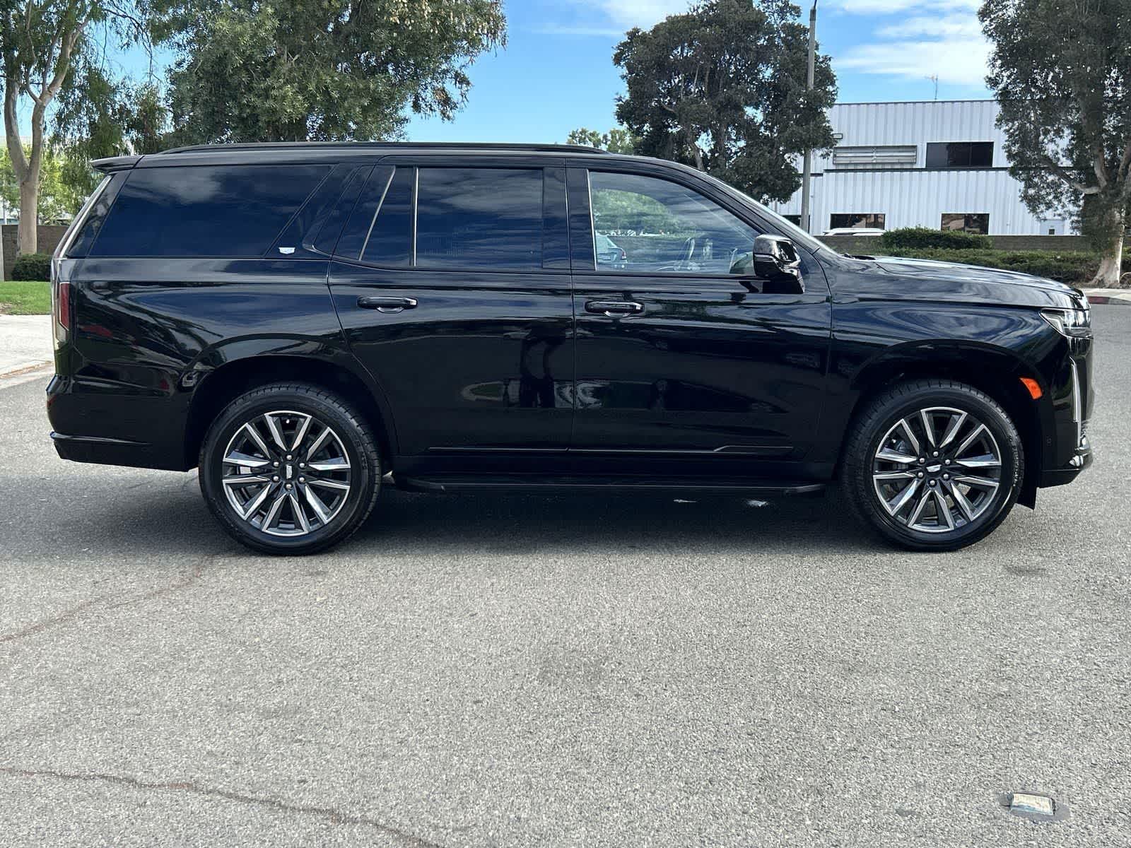 Thumbnail: 2023 Cadillac Escalade - 4