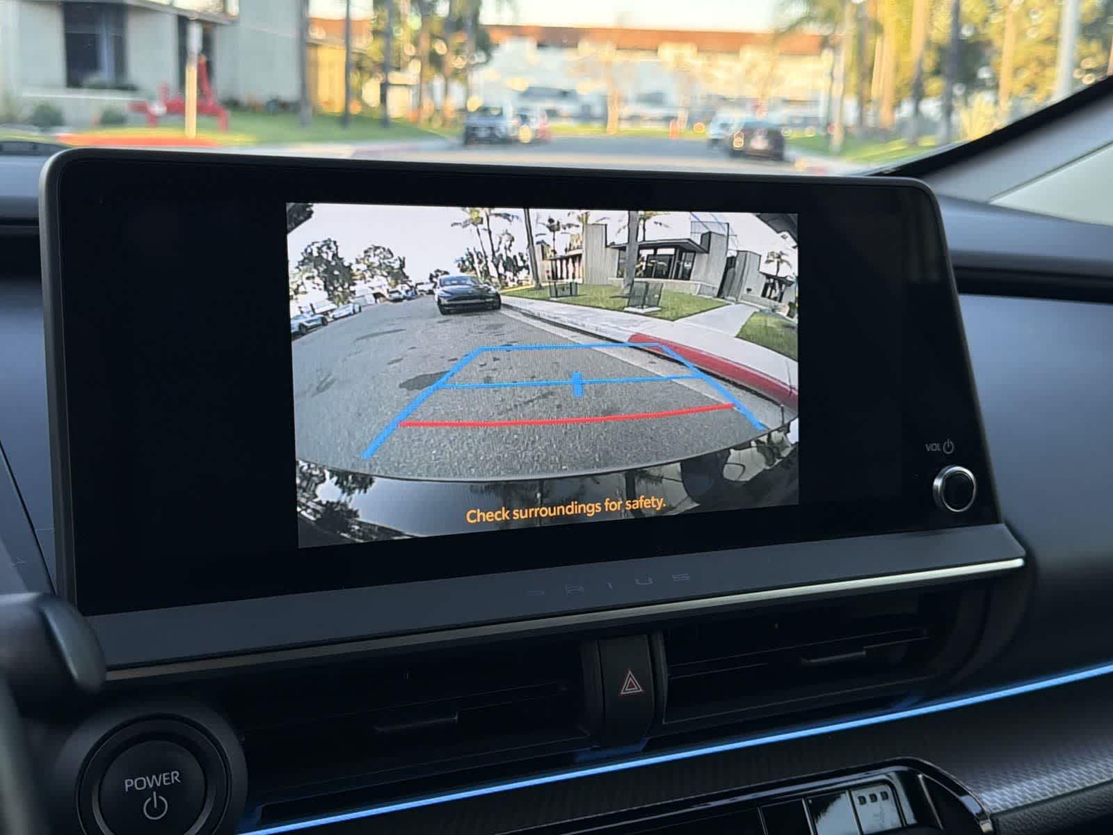 Thumbnail: 2024 Toyota Prius - 18