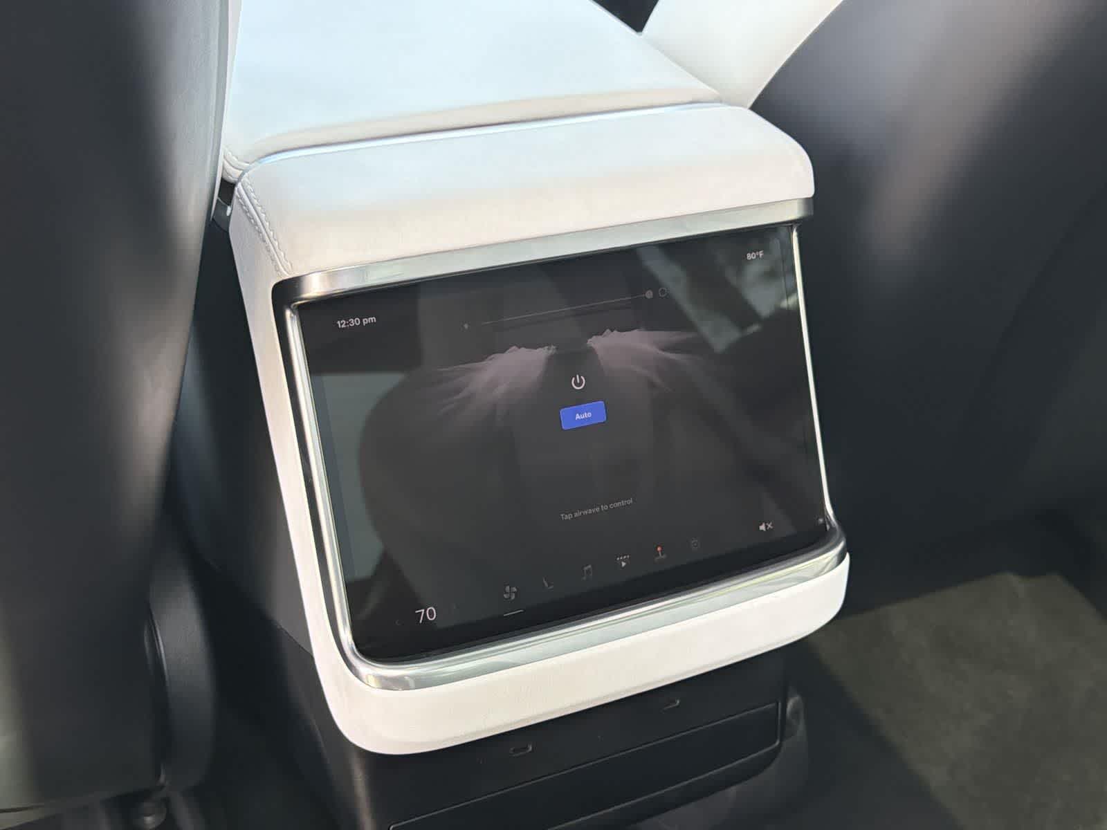 Thumbnail: 2024 Tesla Model X - 26