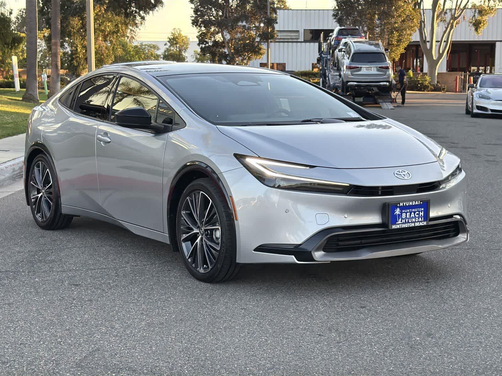 Thumbnail: 2024 Toyota Prius - 8