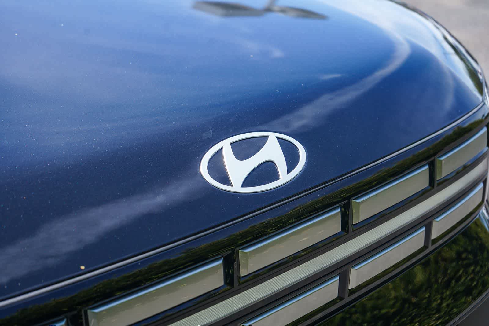 Thumbnail: 2026 Hyundai Santa Fe - 11
