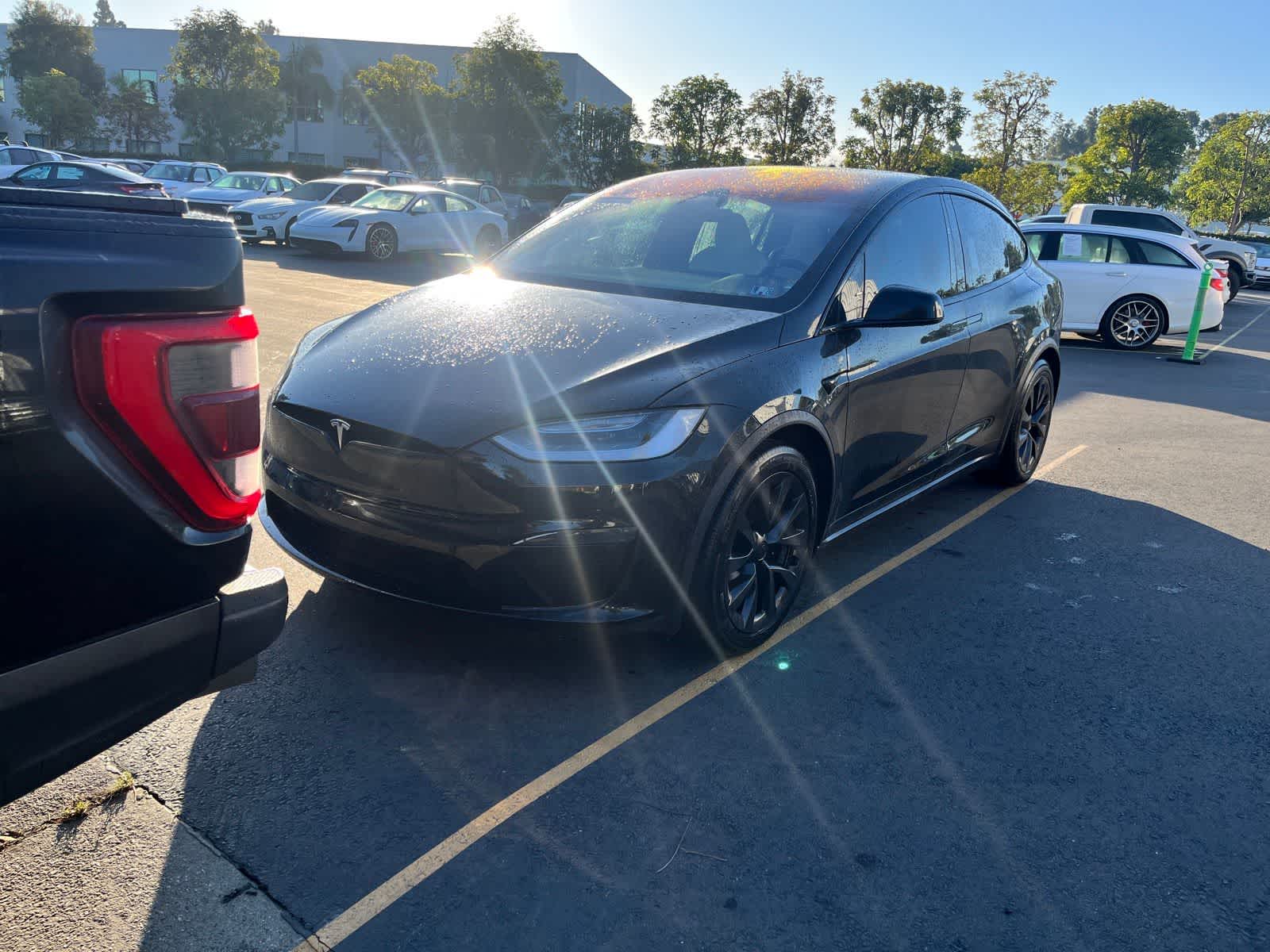 2022 Tesla Model X Plaid's photo
