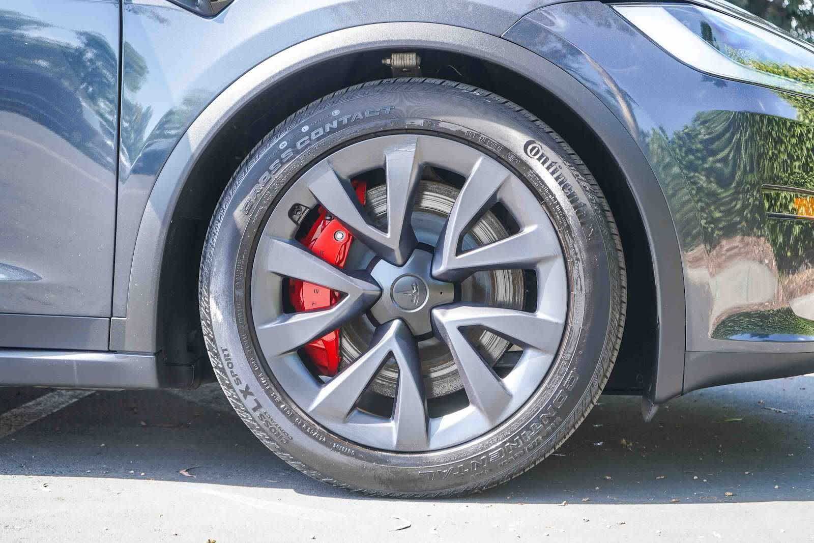 Thumbnail: 2024 Tesla Model X - 9