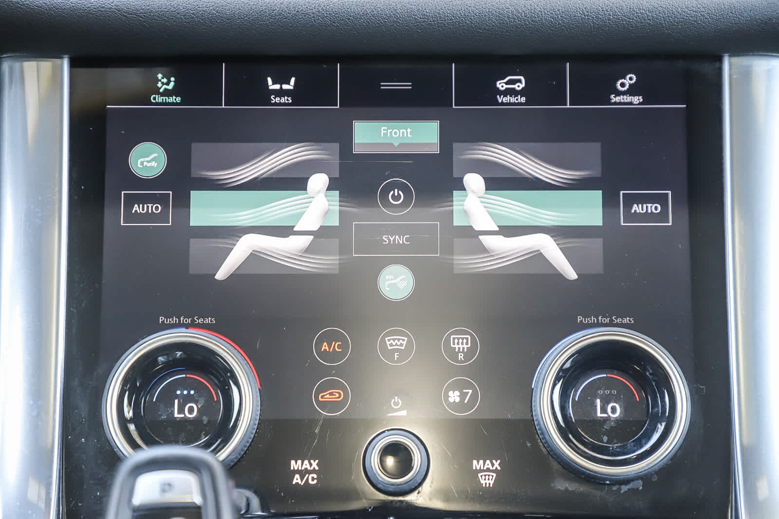 Thumbnail: 2022 Land Rover Range Rover Sport - 15