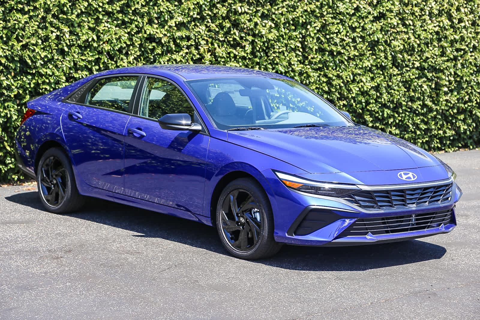 Thumbnail: 2026 Hyundai Elantra - 3