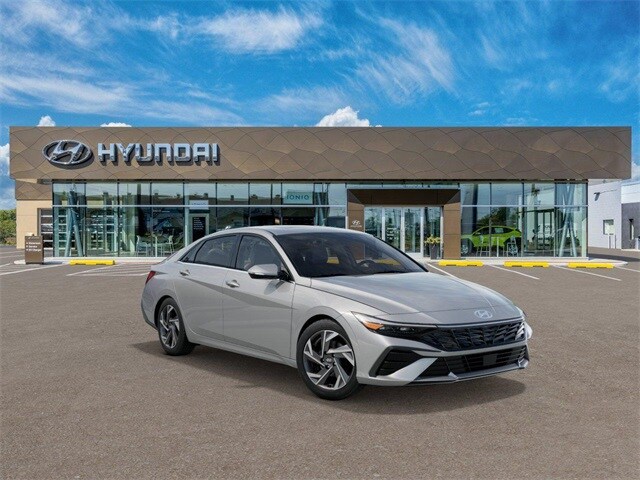 Thumbnail: 2025 Hyundai Elantra - 2