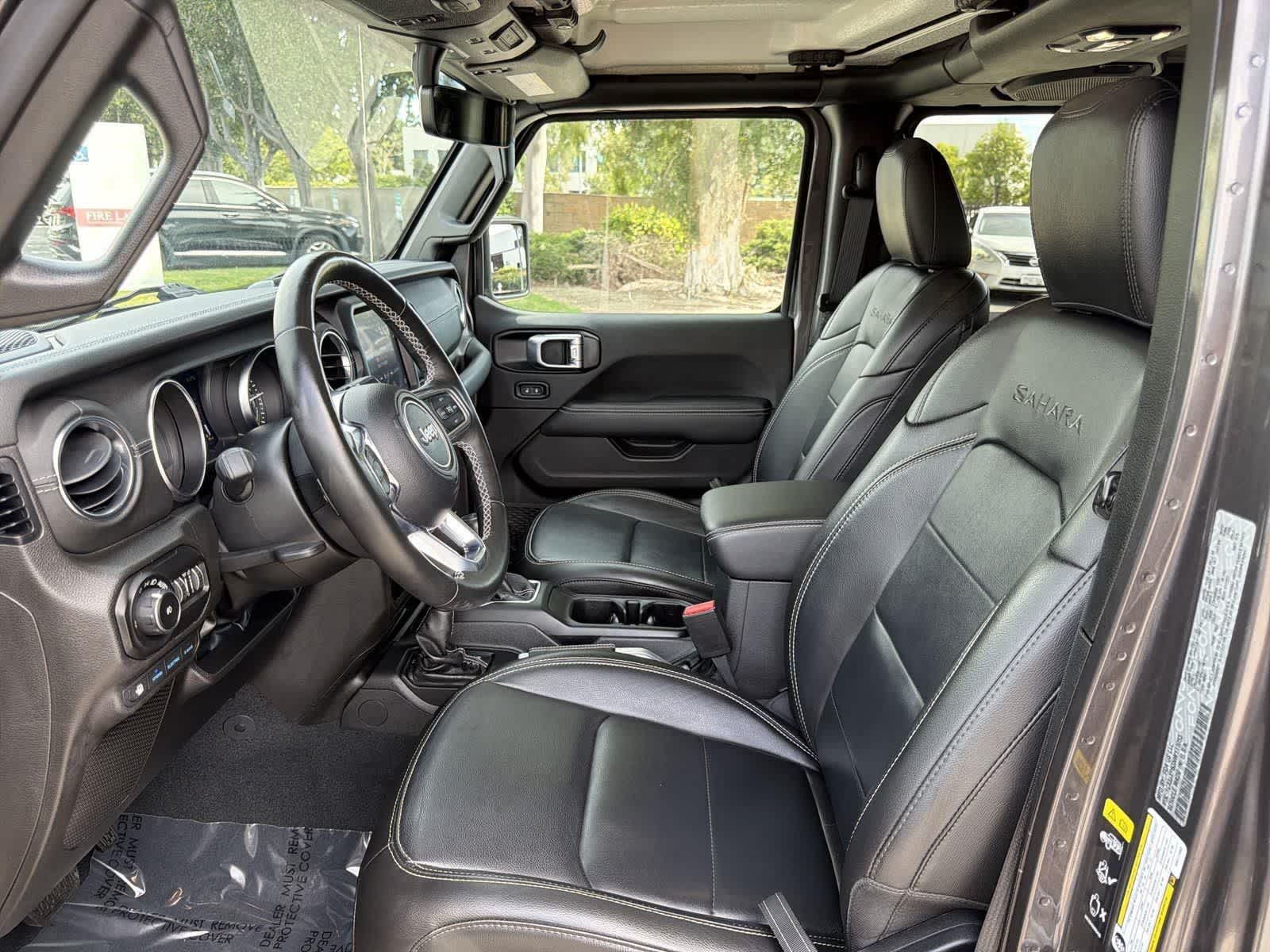 Thumbnail: 2022 Jeep Wrangler - 21