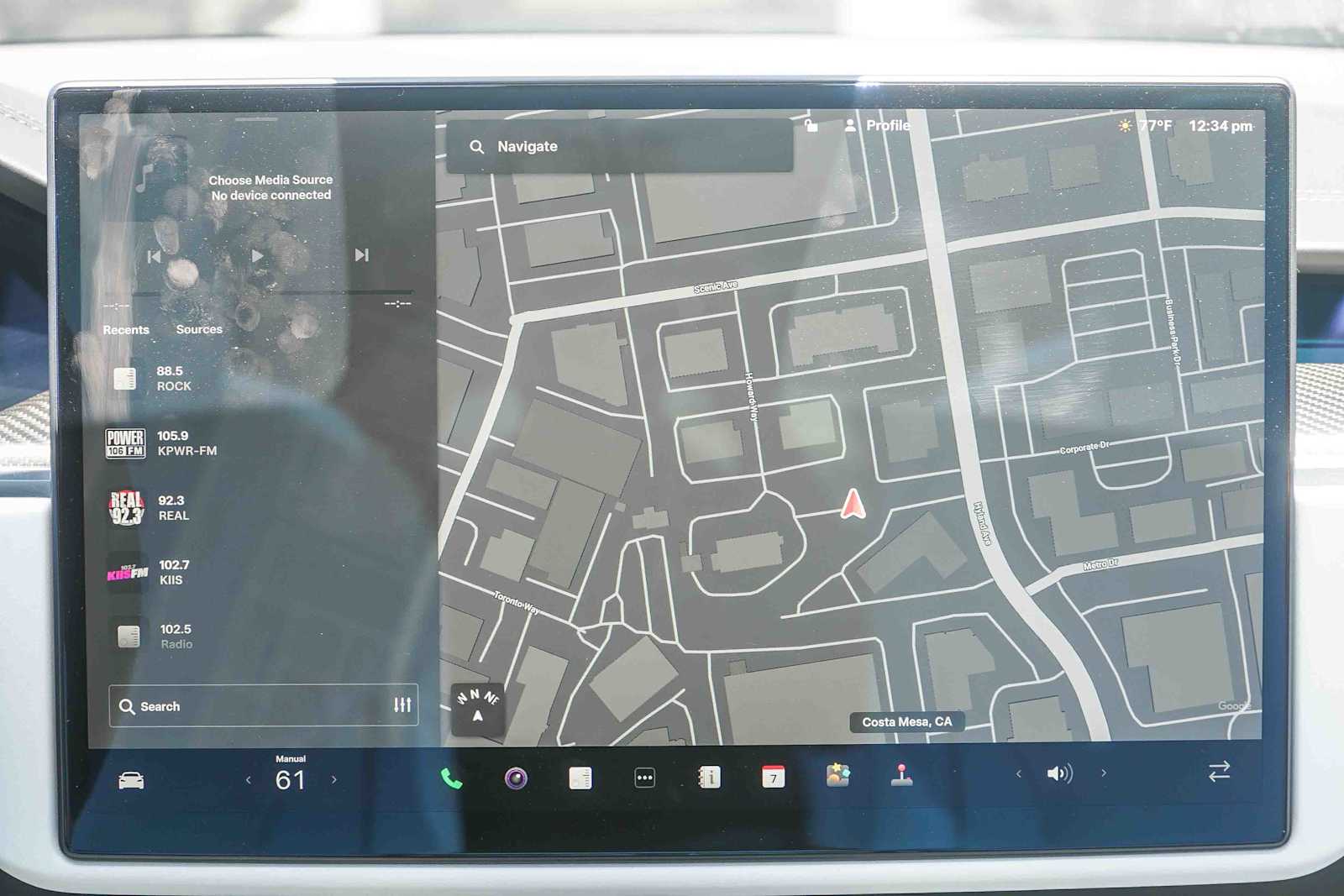 Thumbnail: 2023 Tesla Model S - 13