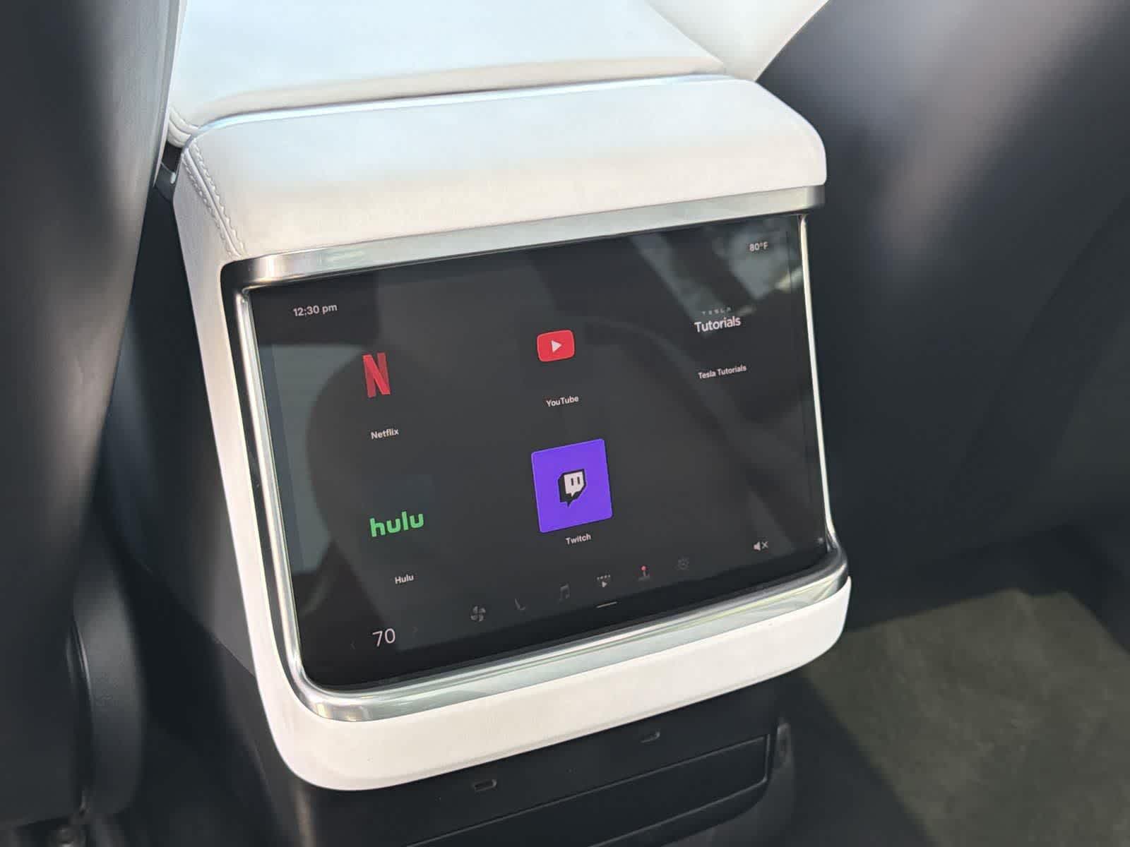 Thumbnail: 2024 Tesla Model X - 25