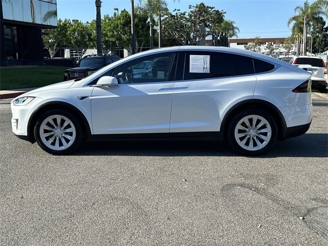 Thumbnail: 2020 Tesla Model X - 8