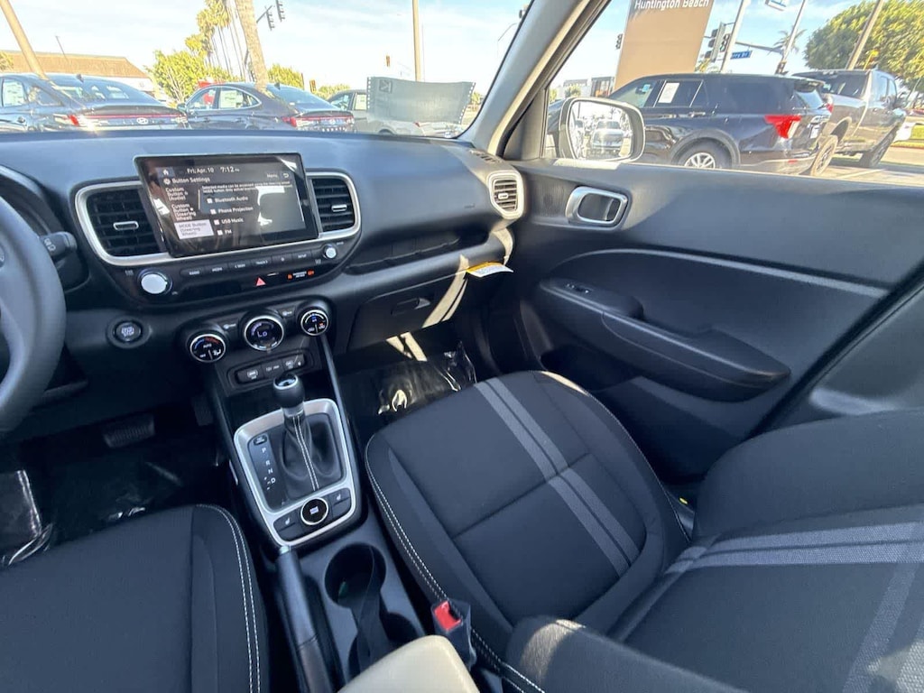 New 2026 Hyundai Venue SEL SUV