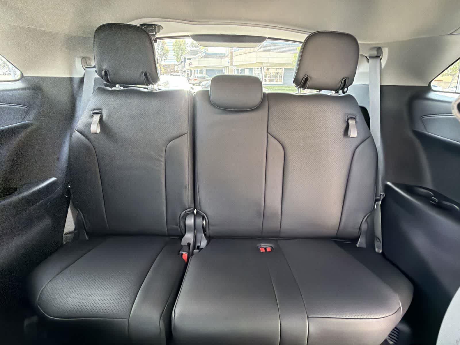 Thumbnail: 2025 Toyota Sienna - 28