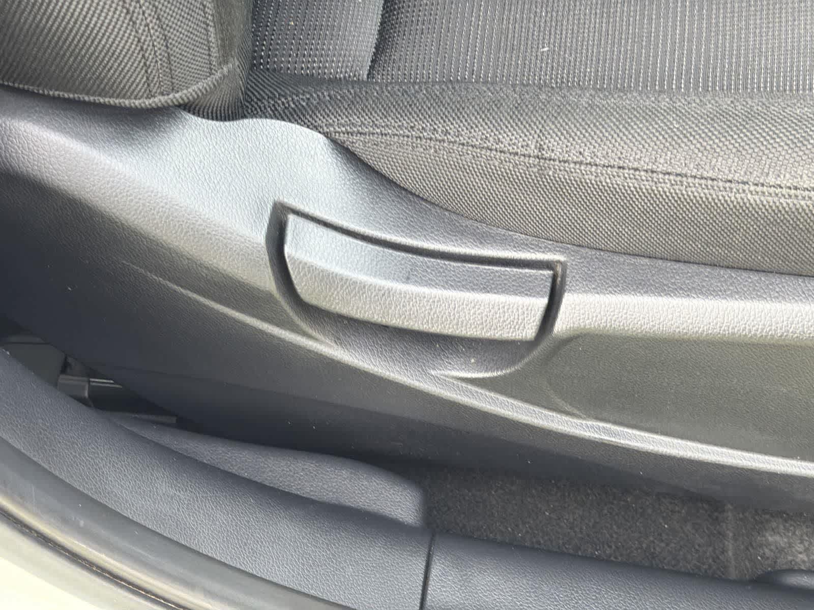 Thumbnail: 2013 Kia Sportage - 31