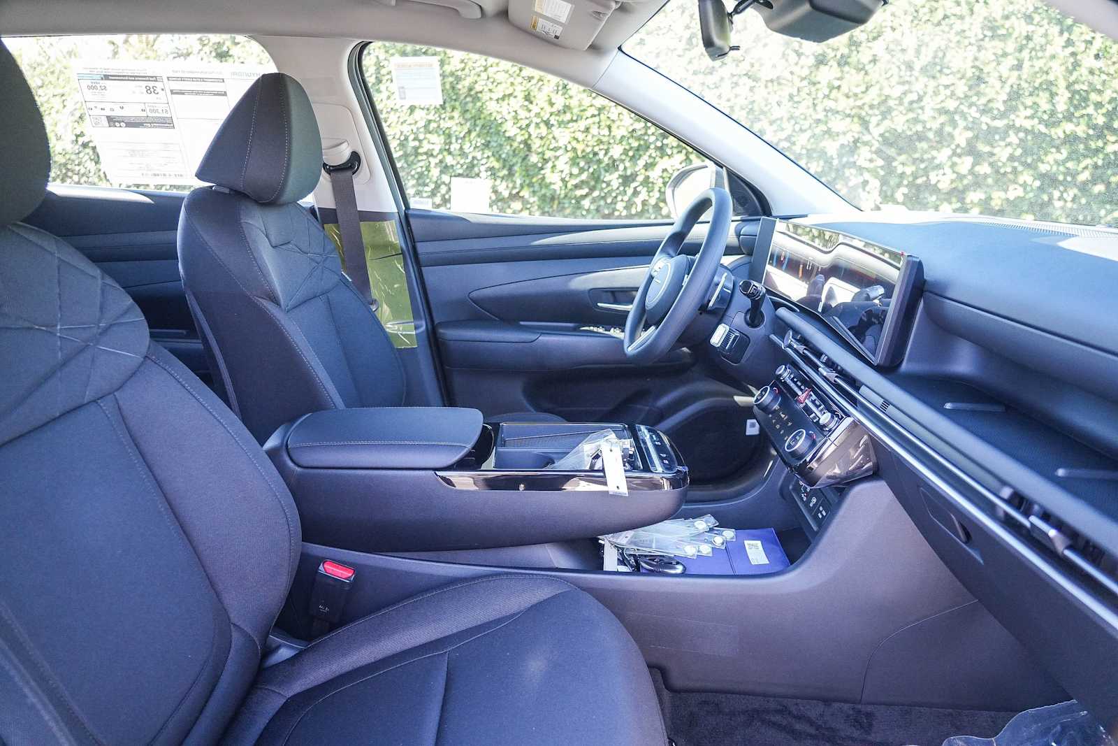 2026 Hyundai Tucson SE - Photo 16