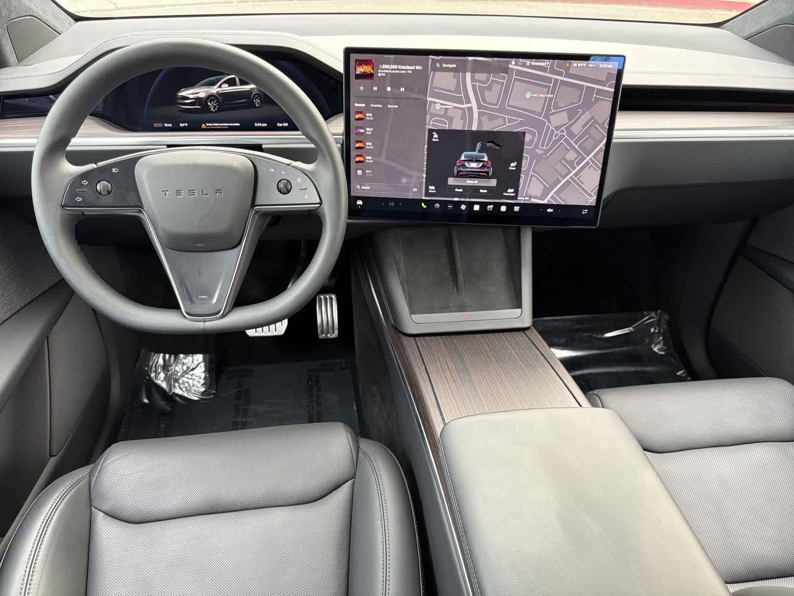 Thumbnail: 2025 Tesla Model X - 11