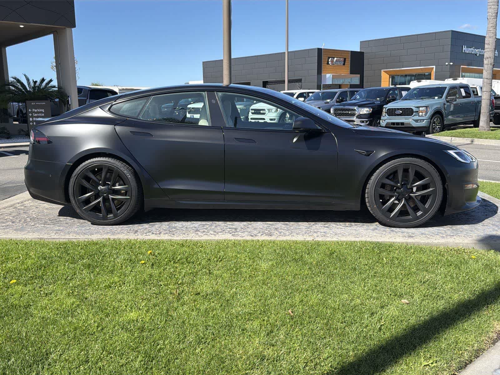 Thumbnail: 2023 Tesla Model S - 7