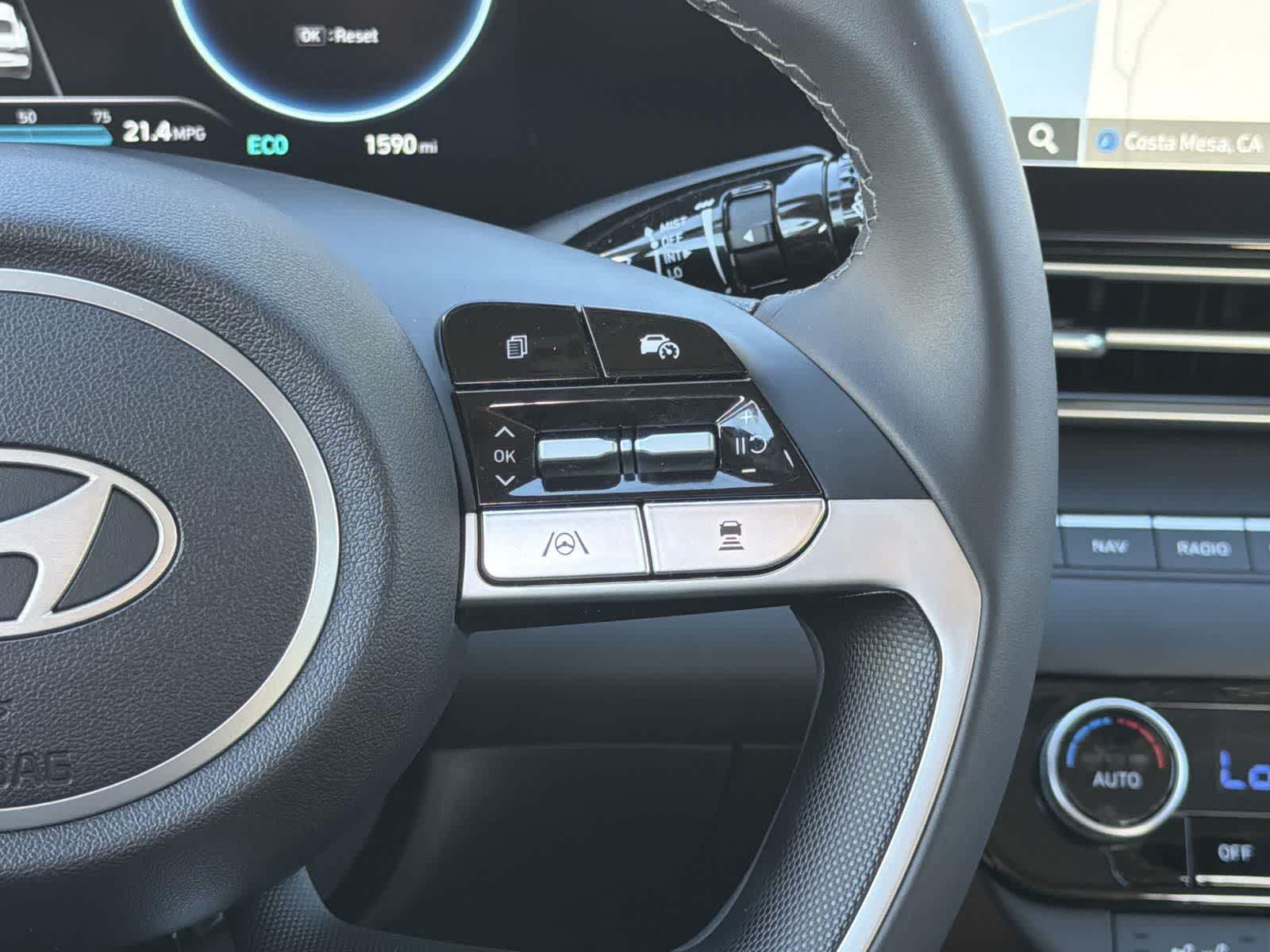 Thumbnail: 2025 Hyundai Elantra - 14