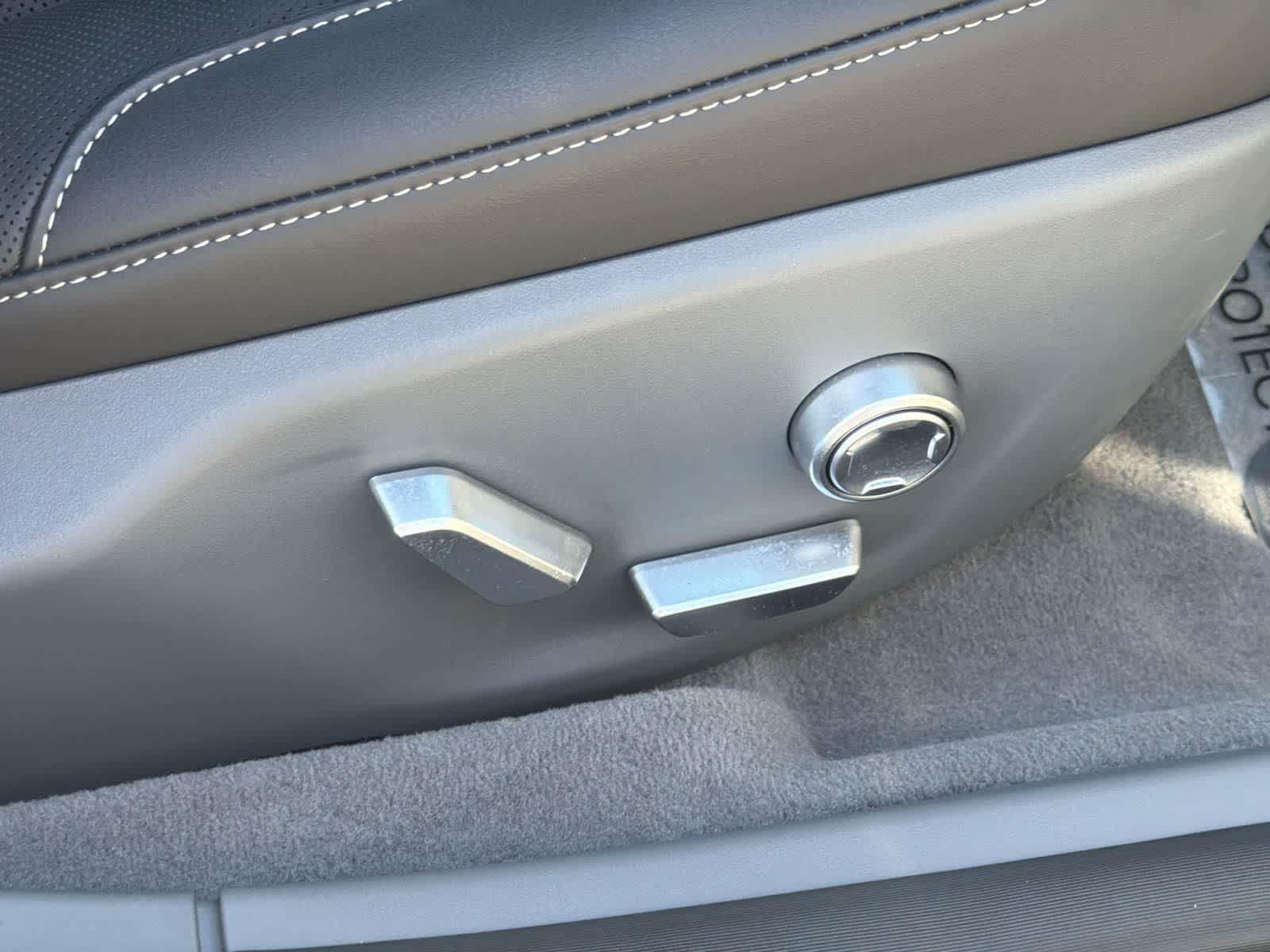 Thumbnail: 2024 Lucid Air - 34