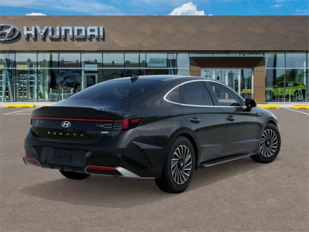 New 2025 Hyundai Sonata Hybrid Limited Sedan