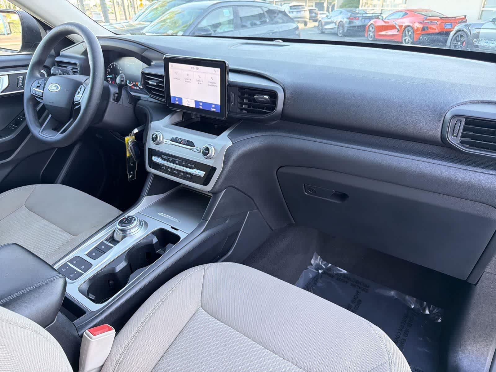 Thumbnail: 2021 Ford Explorer - 35