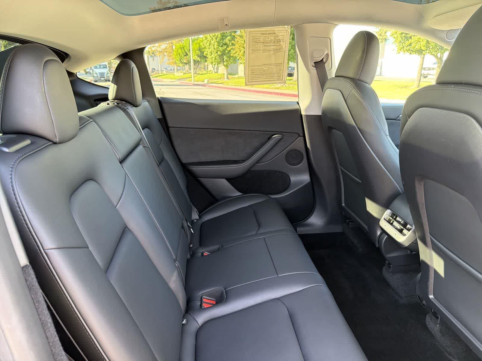 Thumbnail: 2023 Tesla Model Y - 33