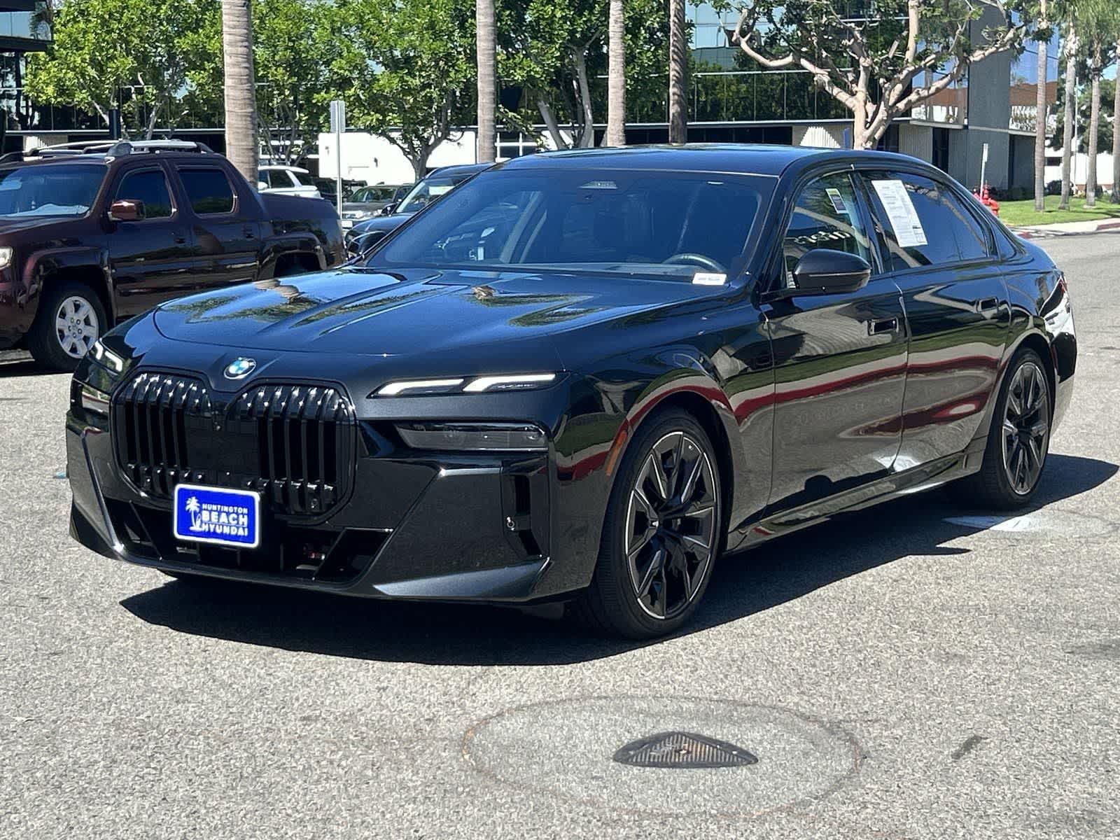 Thumbnail: 2023 BMW 7 Series - 3