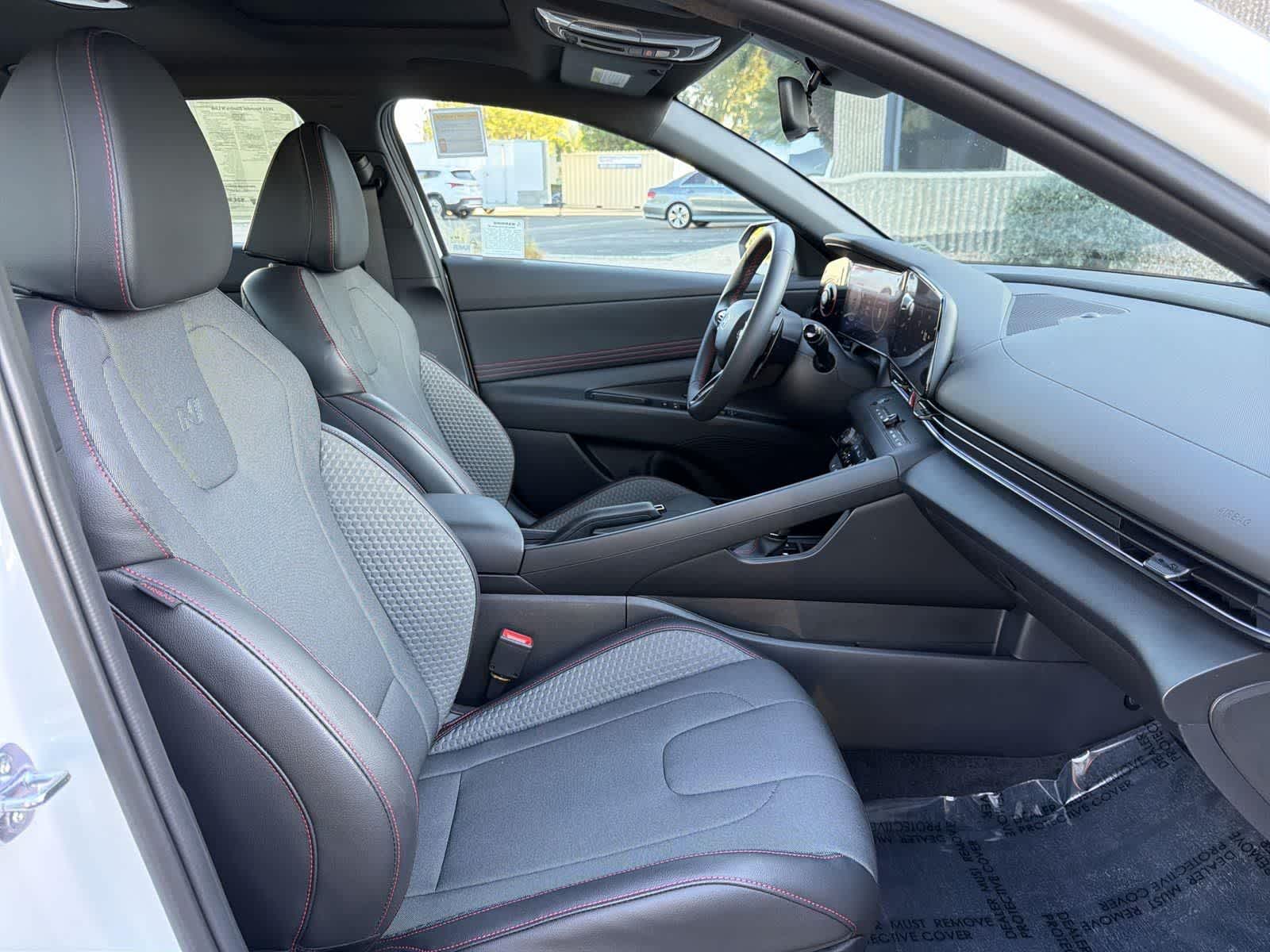 Thumbnail: 2025 Hyundai Elantra - 33