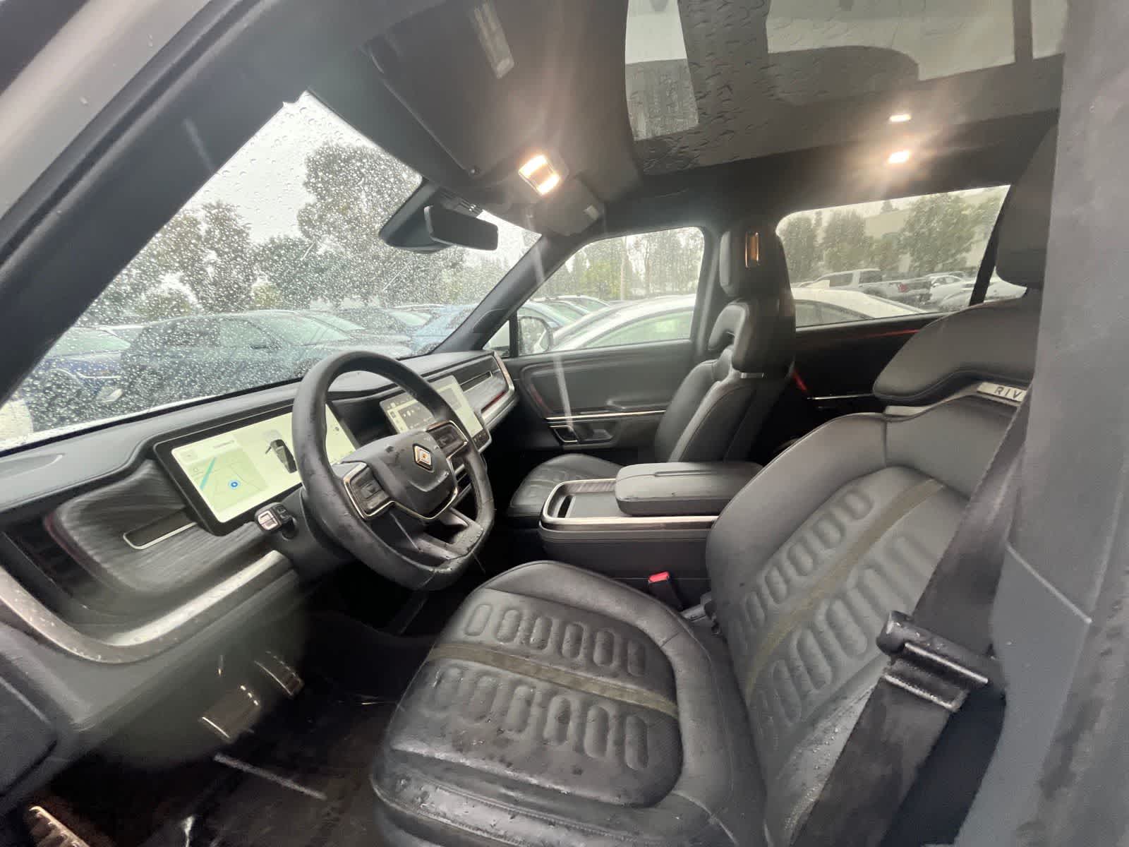 Thumbnail: 2022 Rivian R1S - 5