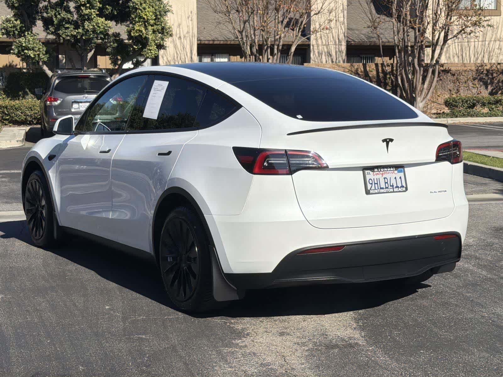 Thumbnail: 2023 Tesla Model Y - 4