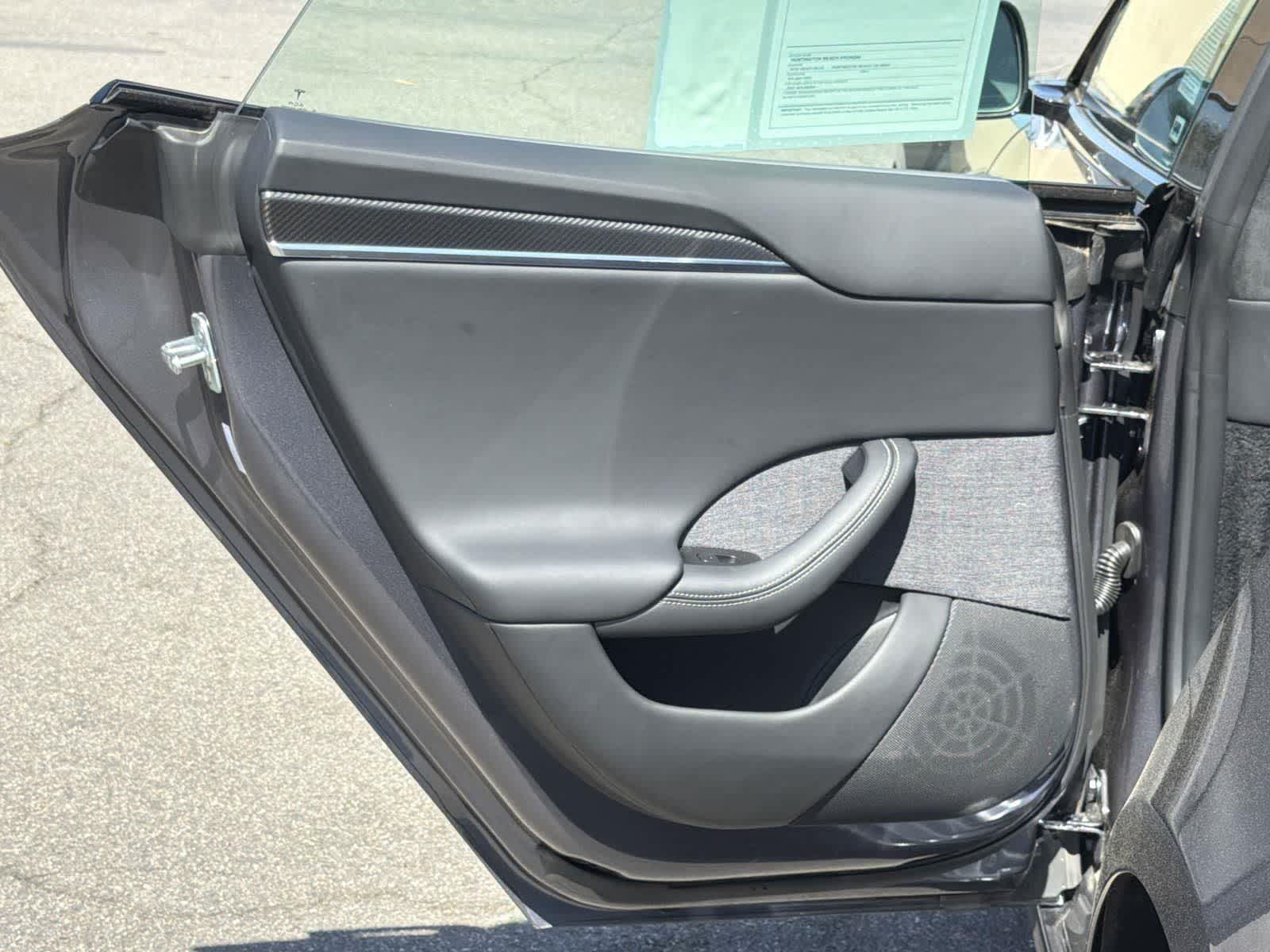 Thumbnail: 2023 Tesla Model S - 27