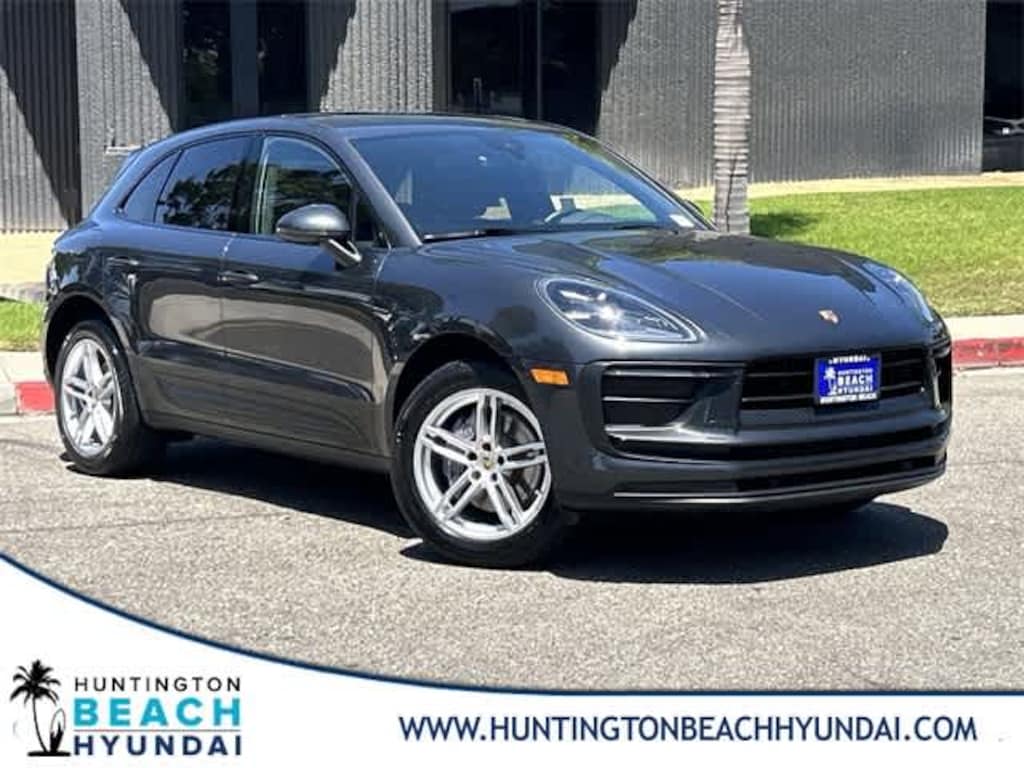 Used 2022 Porsche Macan Base SUV