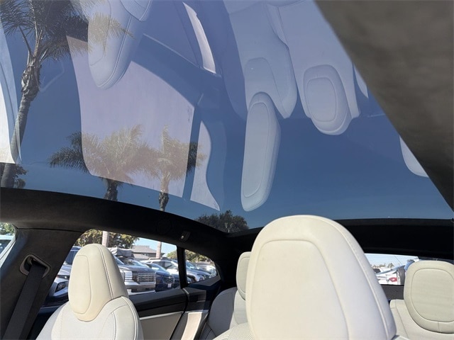 Thumbnail: 2023 Tesla Model S - 10