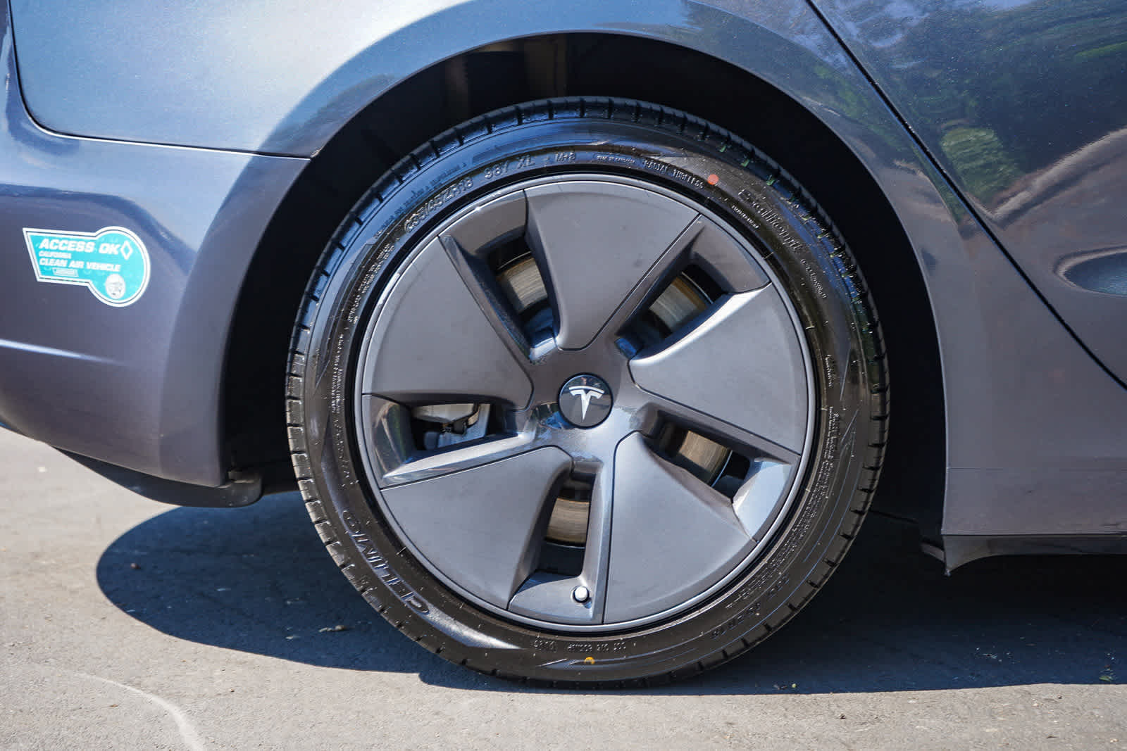 Thumbnail: 2023 Tesla Model 3 - 8