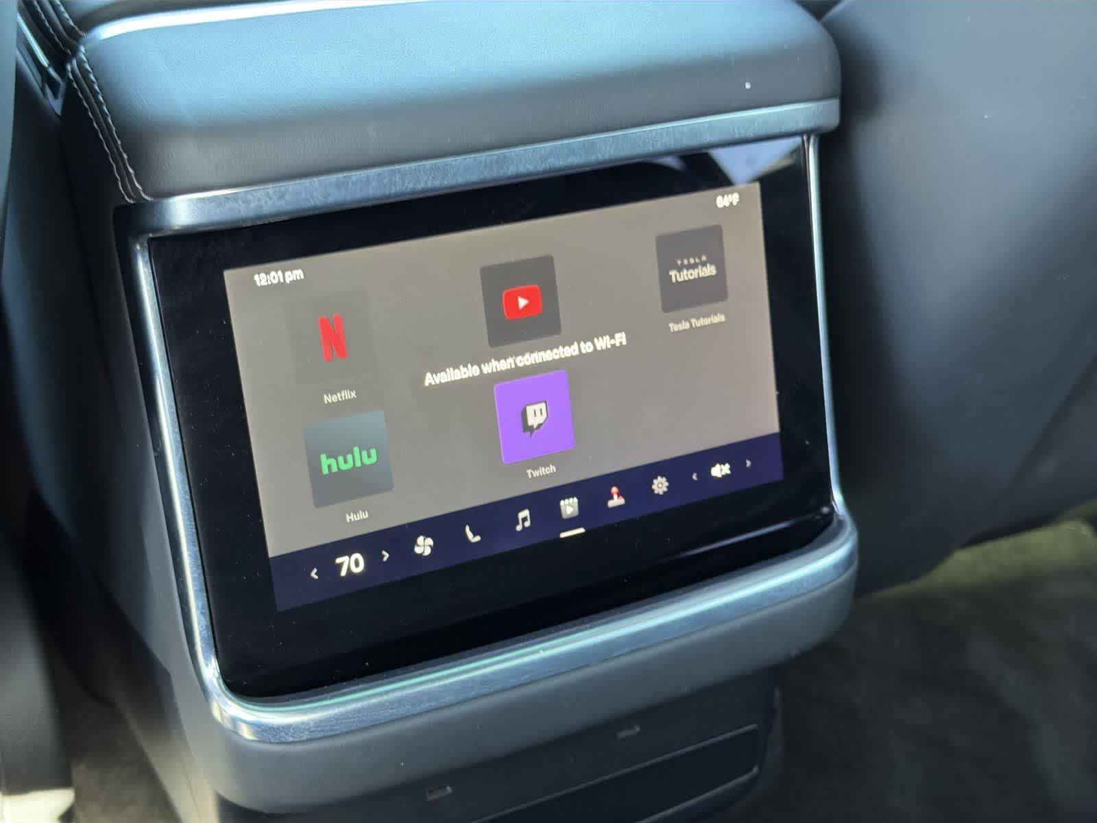 Thumbnail: 2022 Tesla Model X - 30