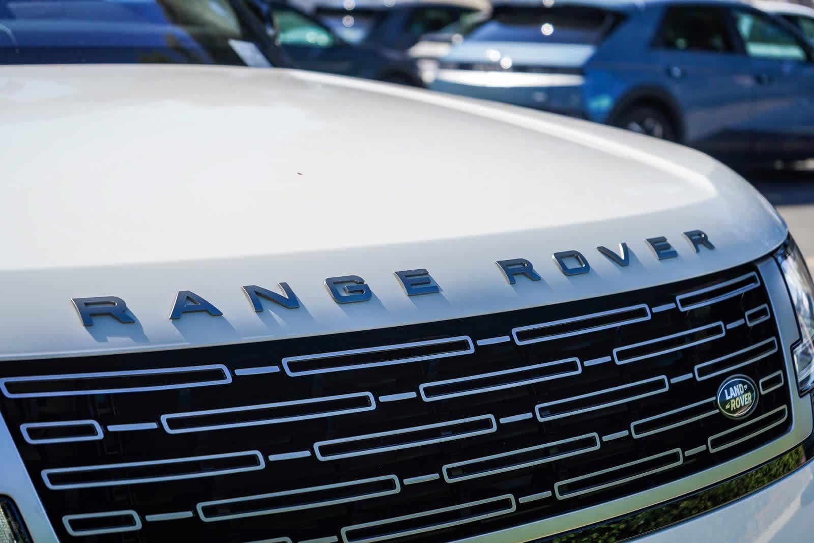 Thumbnail: 2023 Land Rover Range Rover - 11