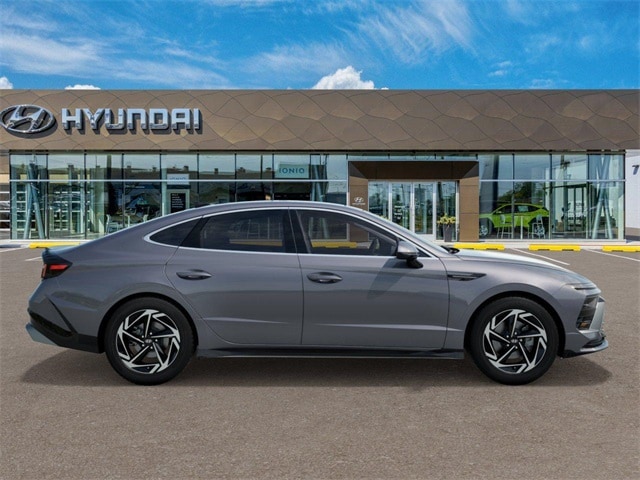 Thumbnail: 2025 Hyundai Sonata - 7