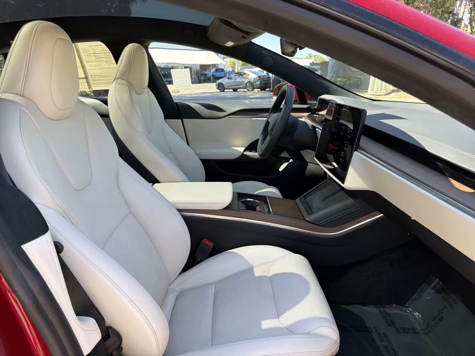 Thumbnail: 2023 Tesla Model S - 34