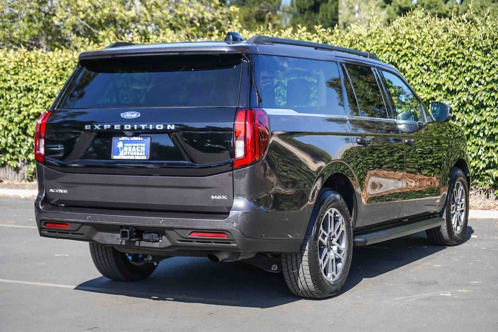 Thumbnail: 2025 Ford Expedition MAX - 5