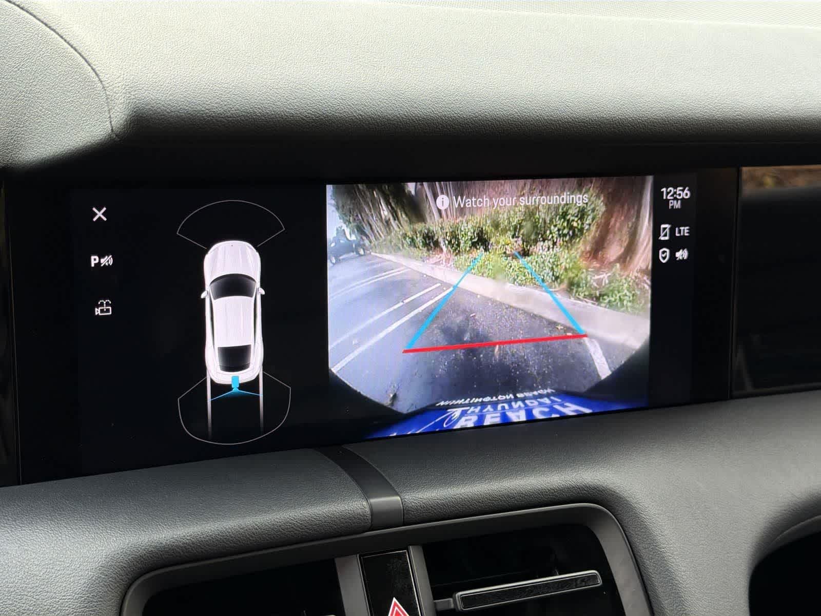 Thumbnail: 2022 Porsche Taycan - 17