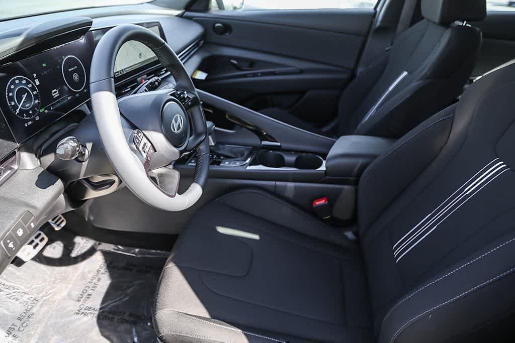 Thumbnail: 2026 Hyundai Elantra - 17