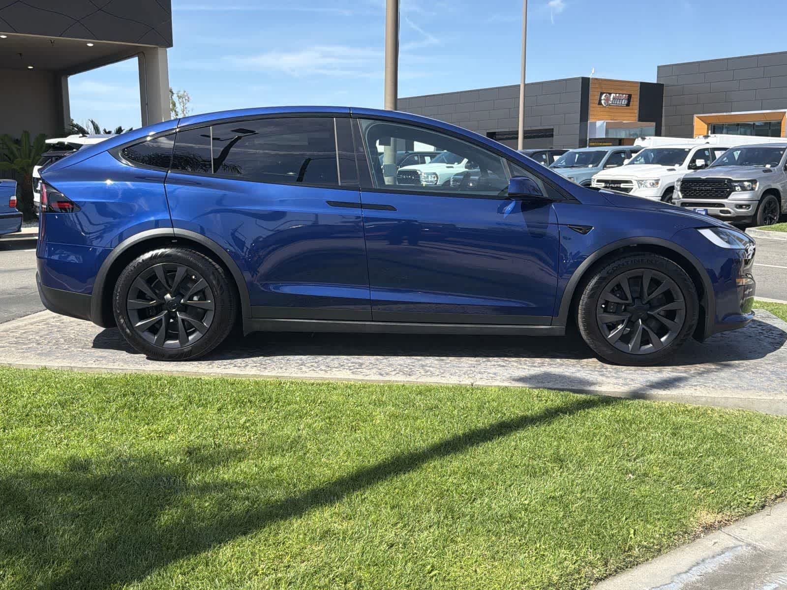 Thumbnail: 2025 Tesla Model X - 7