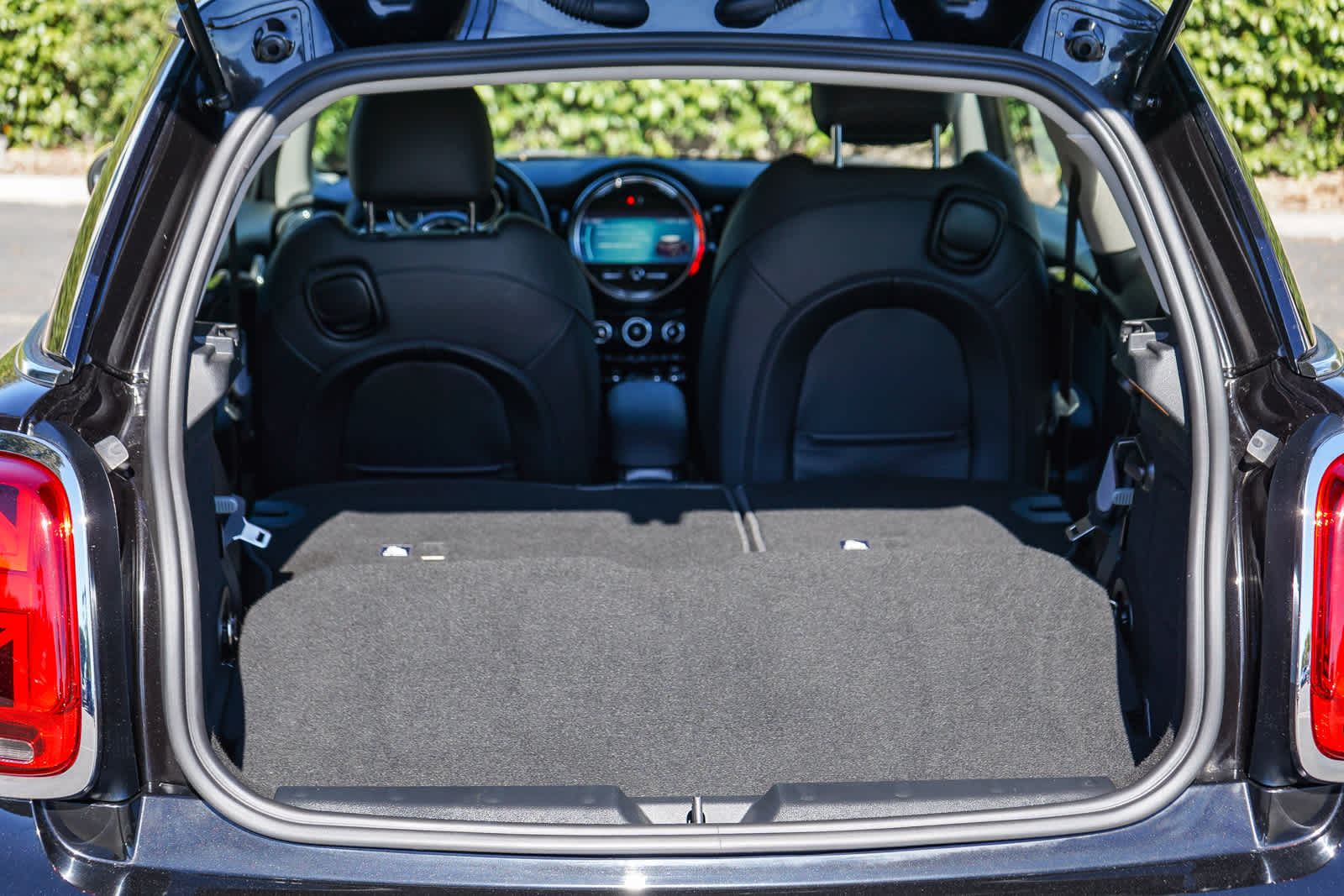 Thumbnail: 2022 MINI Cooper Hardtop - 22