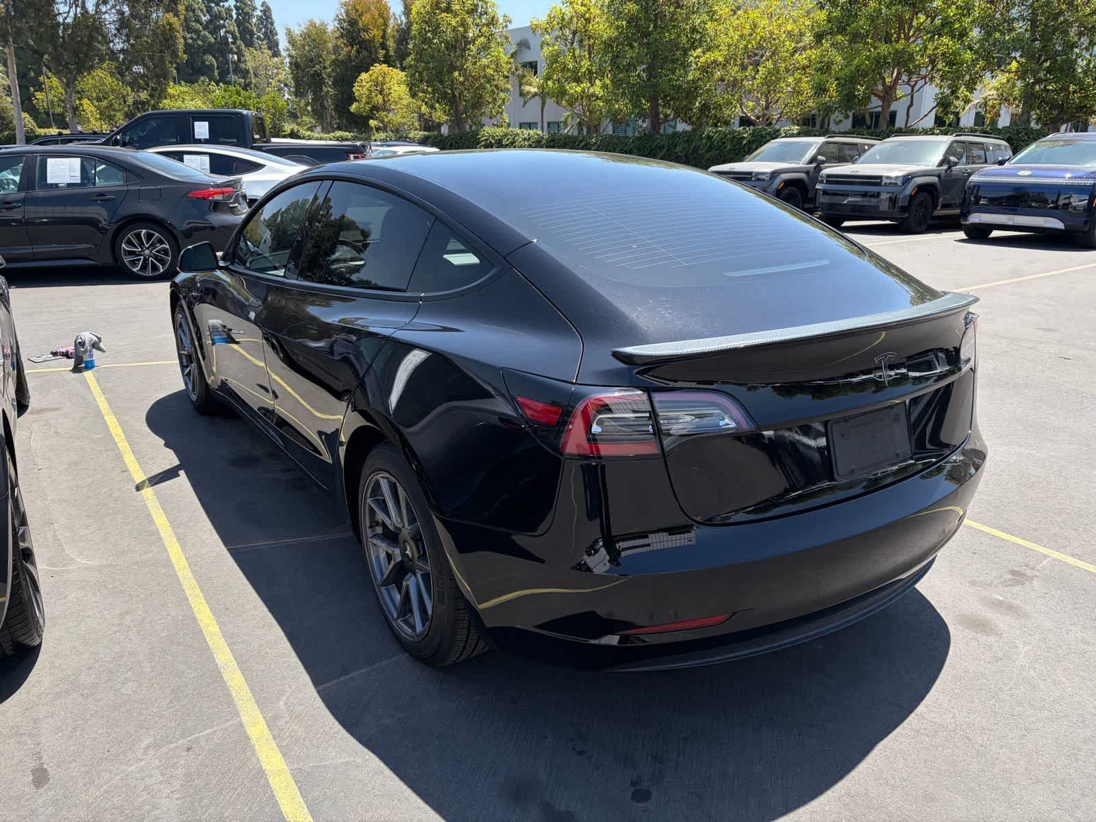 Thumbnail: 2021 Tesla Model 3 - 4