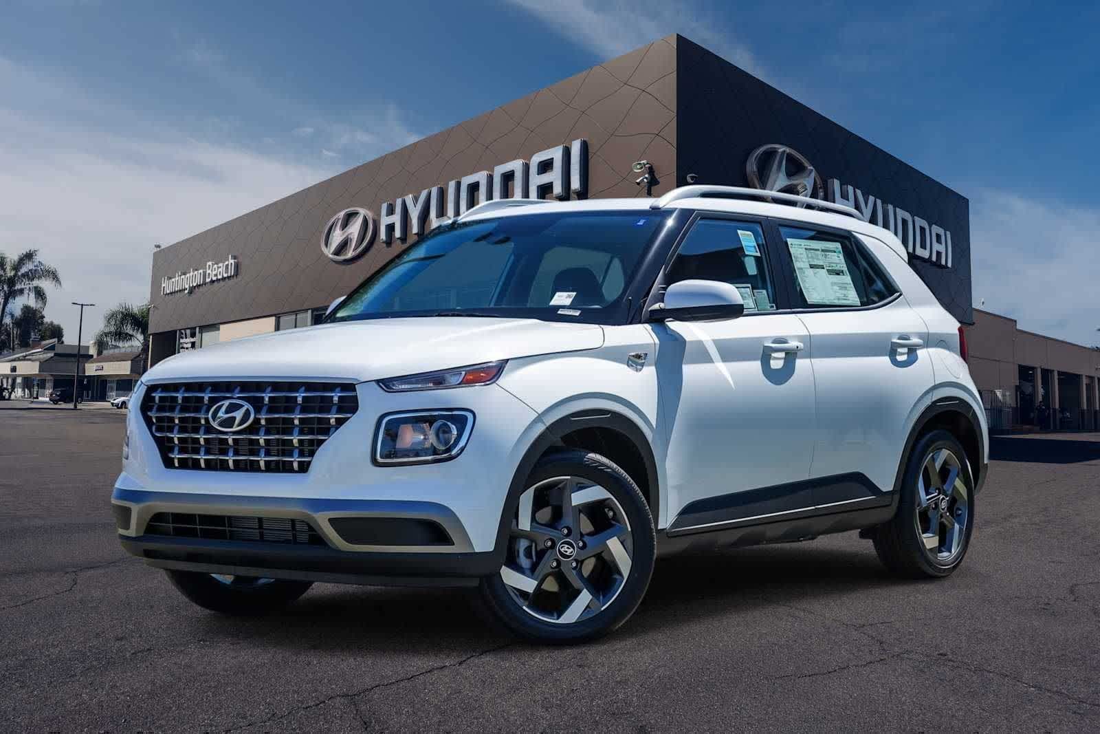 2026 Hyundai Venue SEL w/ 2-Tone Roof IVT's photo