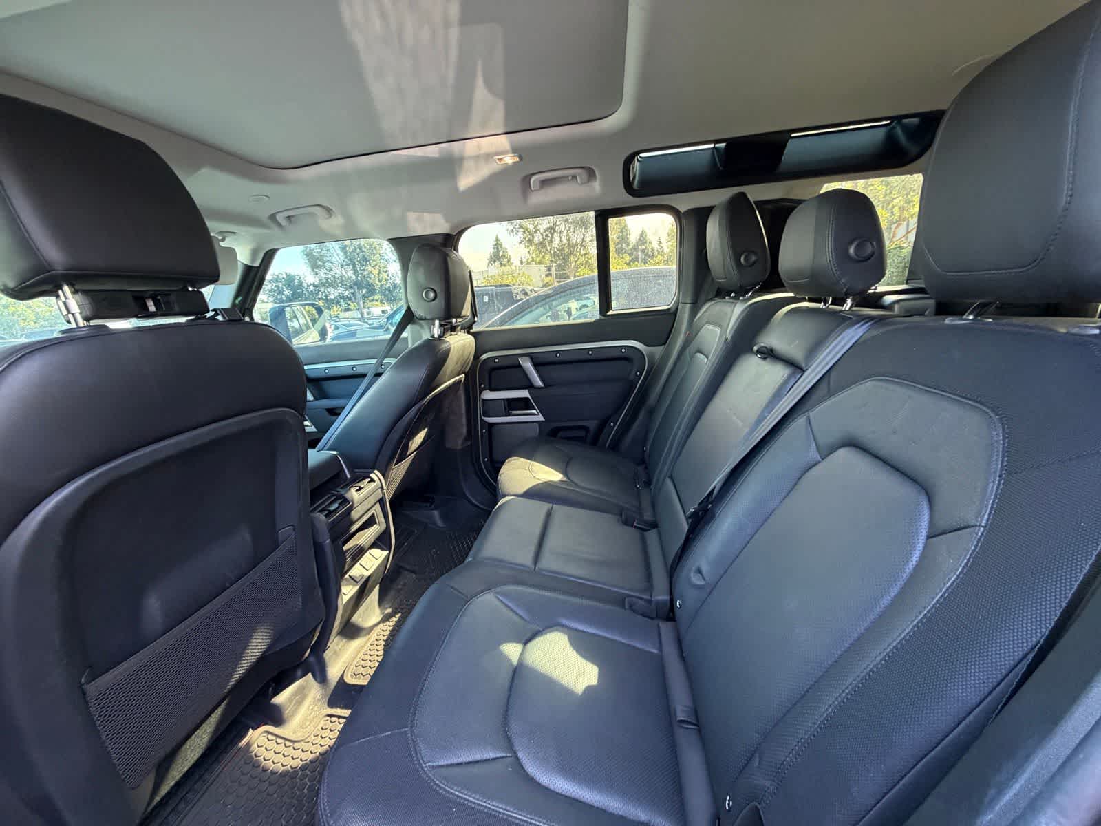 Thumbnail: 2023 Land Rover Defender - 5