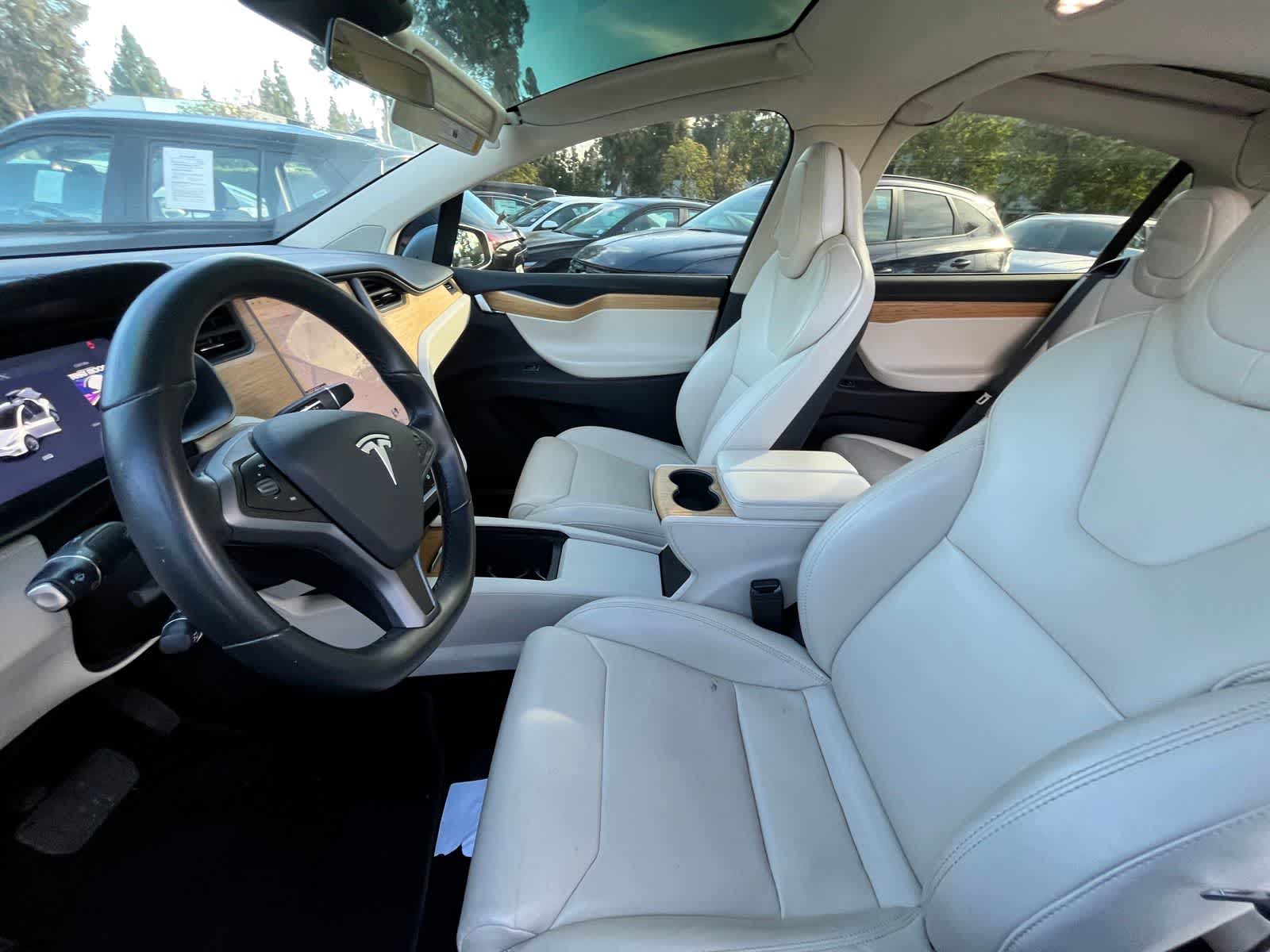 Thumbnail: 2018 Tesla Model X - 7