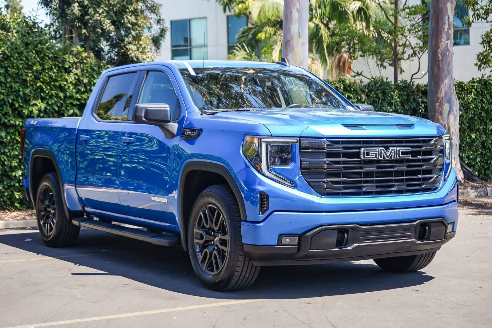 Thumbnail: 2022 GMC Sierra 1500 - 2