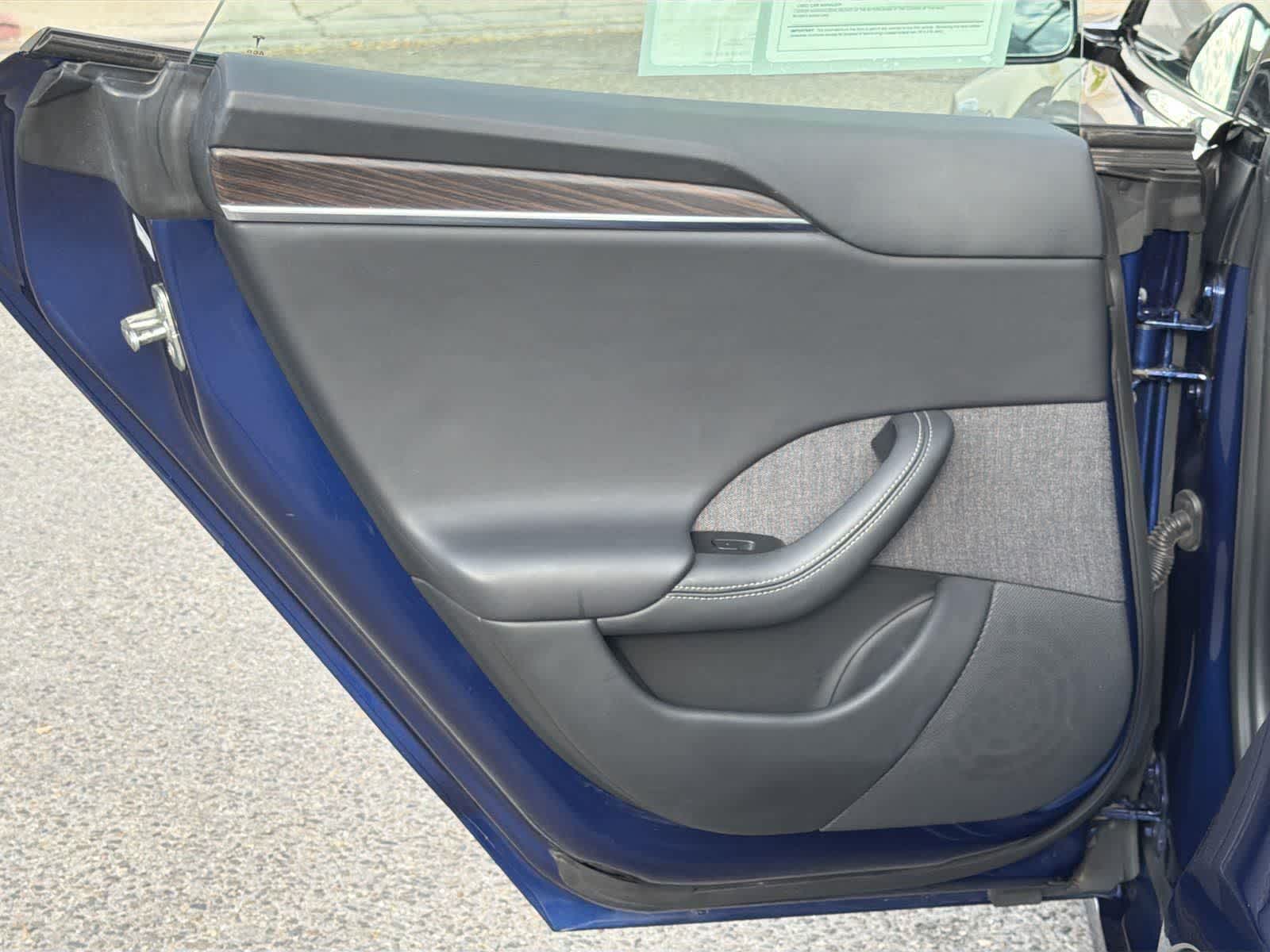 Thumbnail: 2022 Tesla Model S - 25