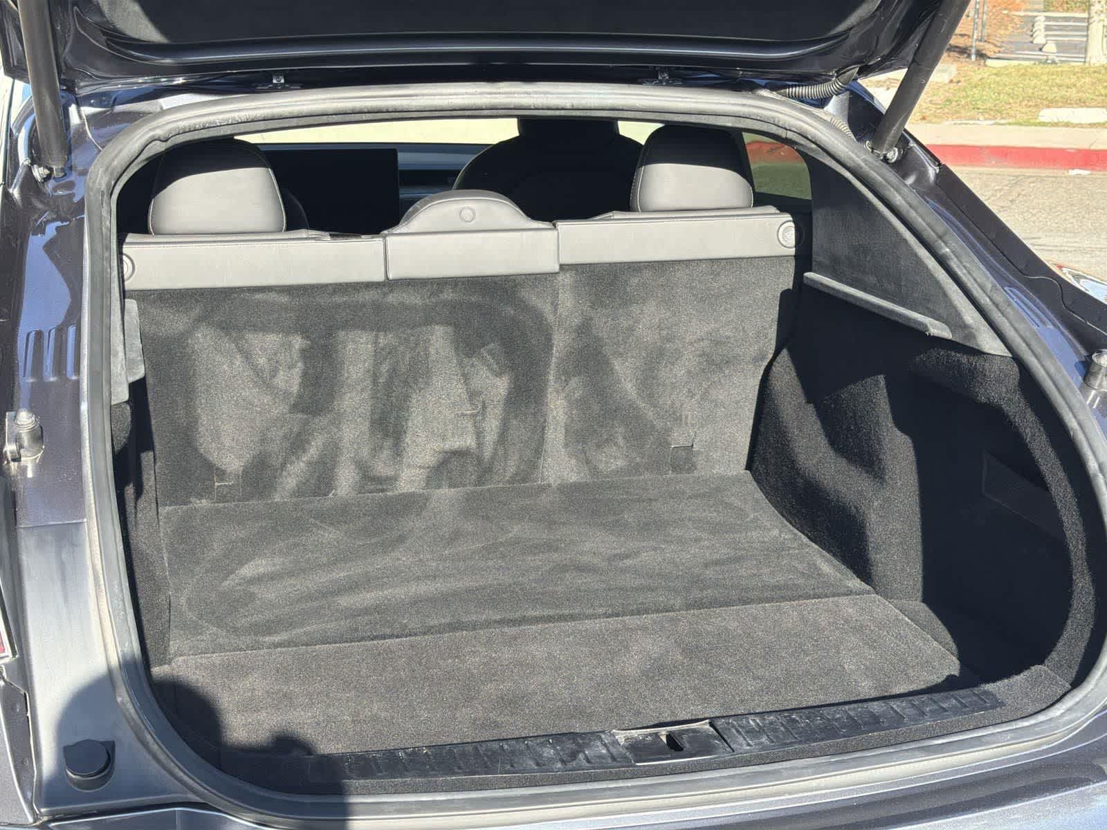 Thumbnail: 2021 Tesla Model S - 32