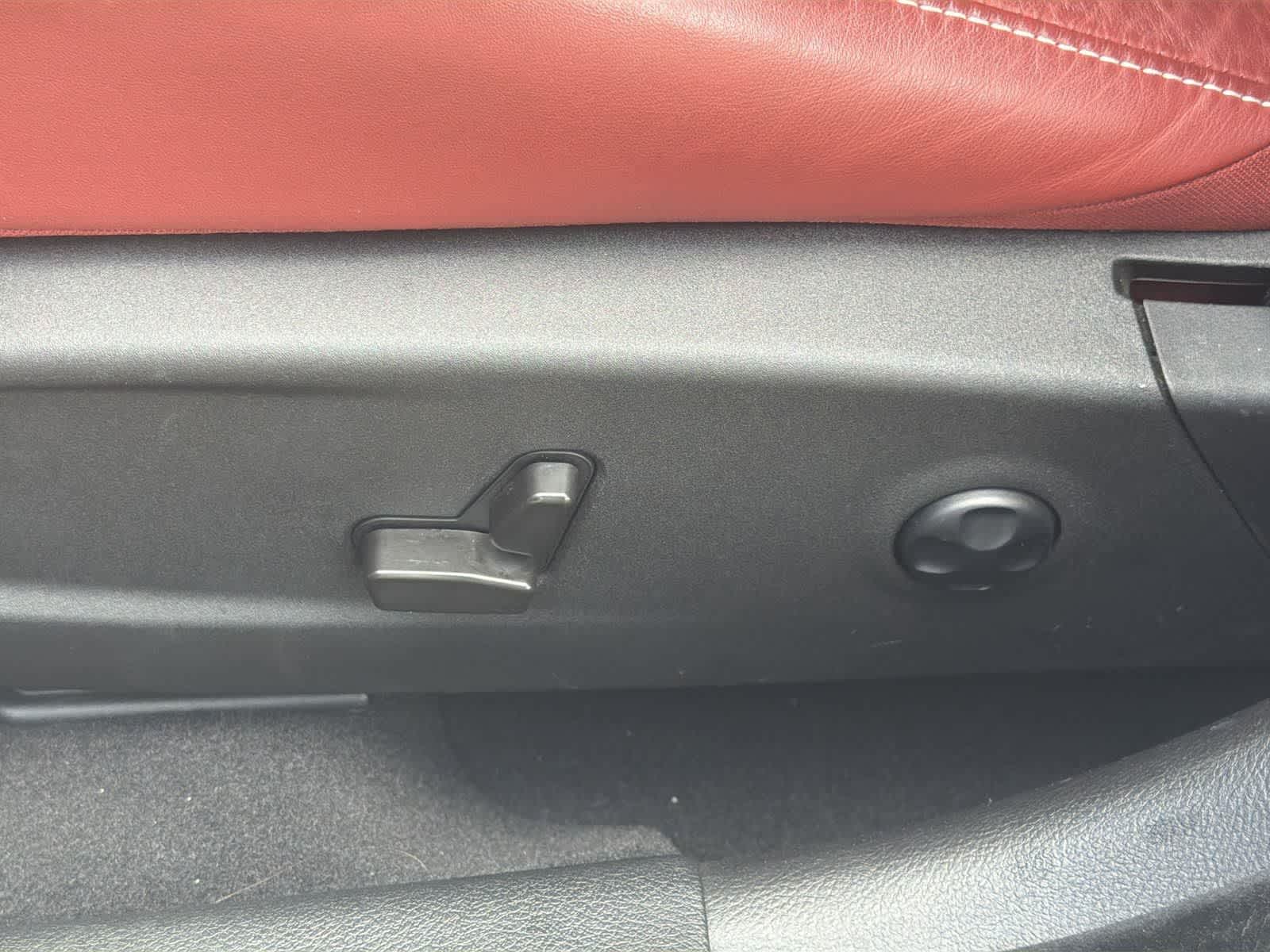 Thumbnail: 2022 Dodge Charger - 25